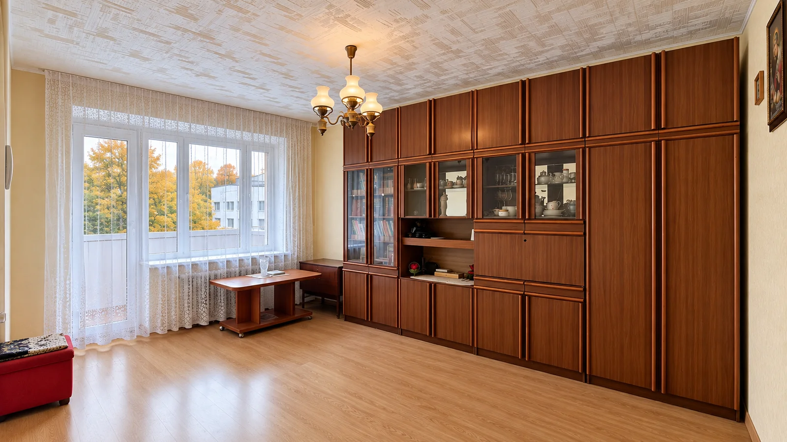 Dvaro g., Centras, Šiauliai, 2 kamb. – image 1