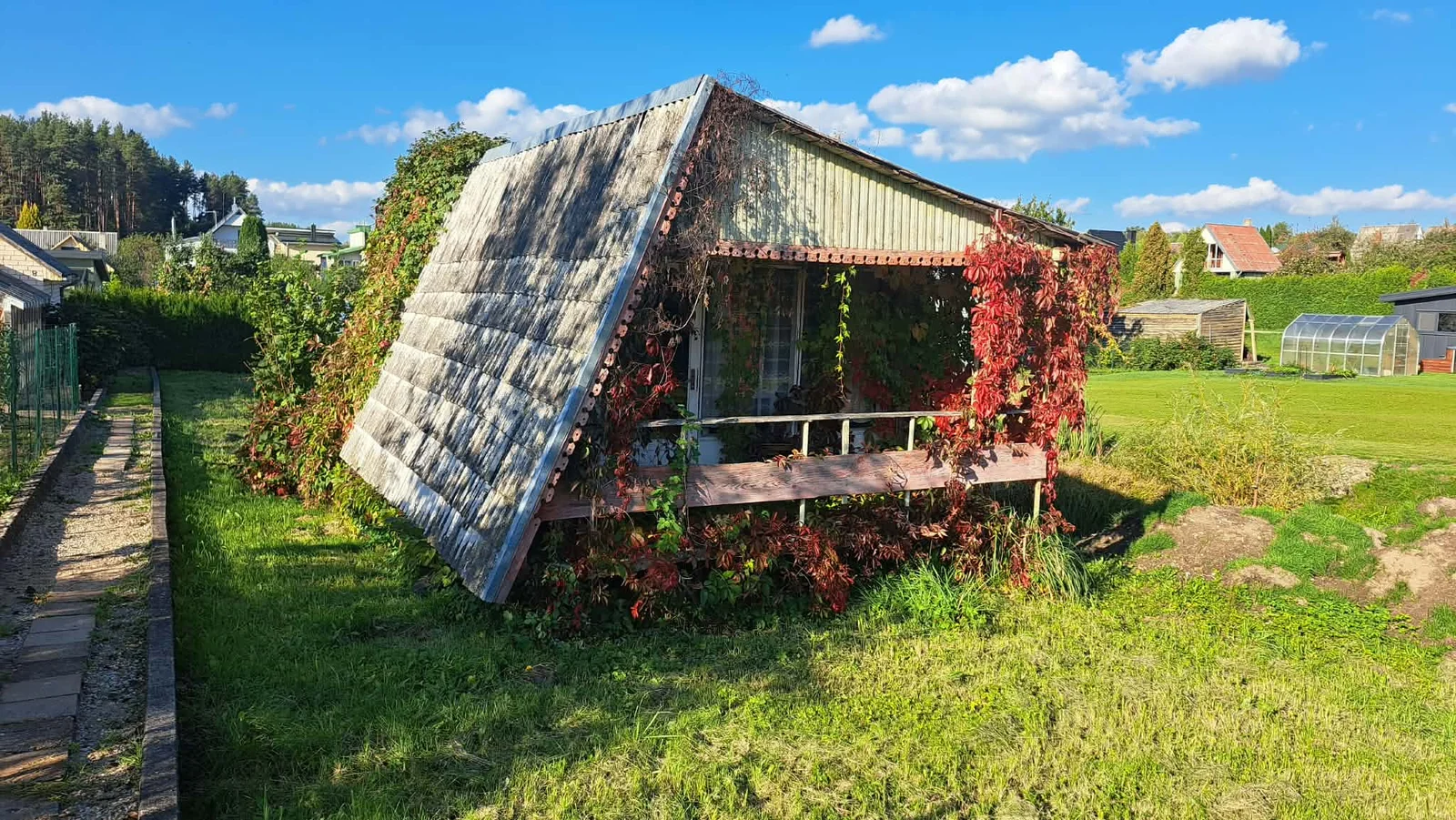 Sodo namas Alytaus r. sav., Alytuje, Pakrantės g. – nuotrauka 1