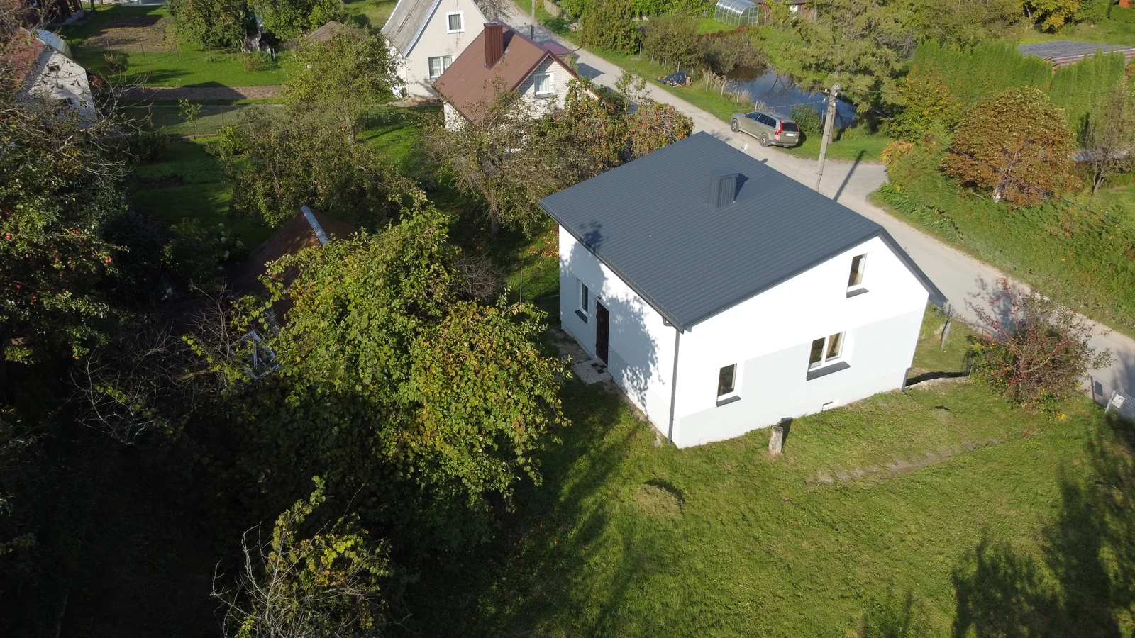 Sodo namas Alytaus r. sav., Muiželėnuose, Centrinė g. – nuotrauka 1