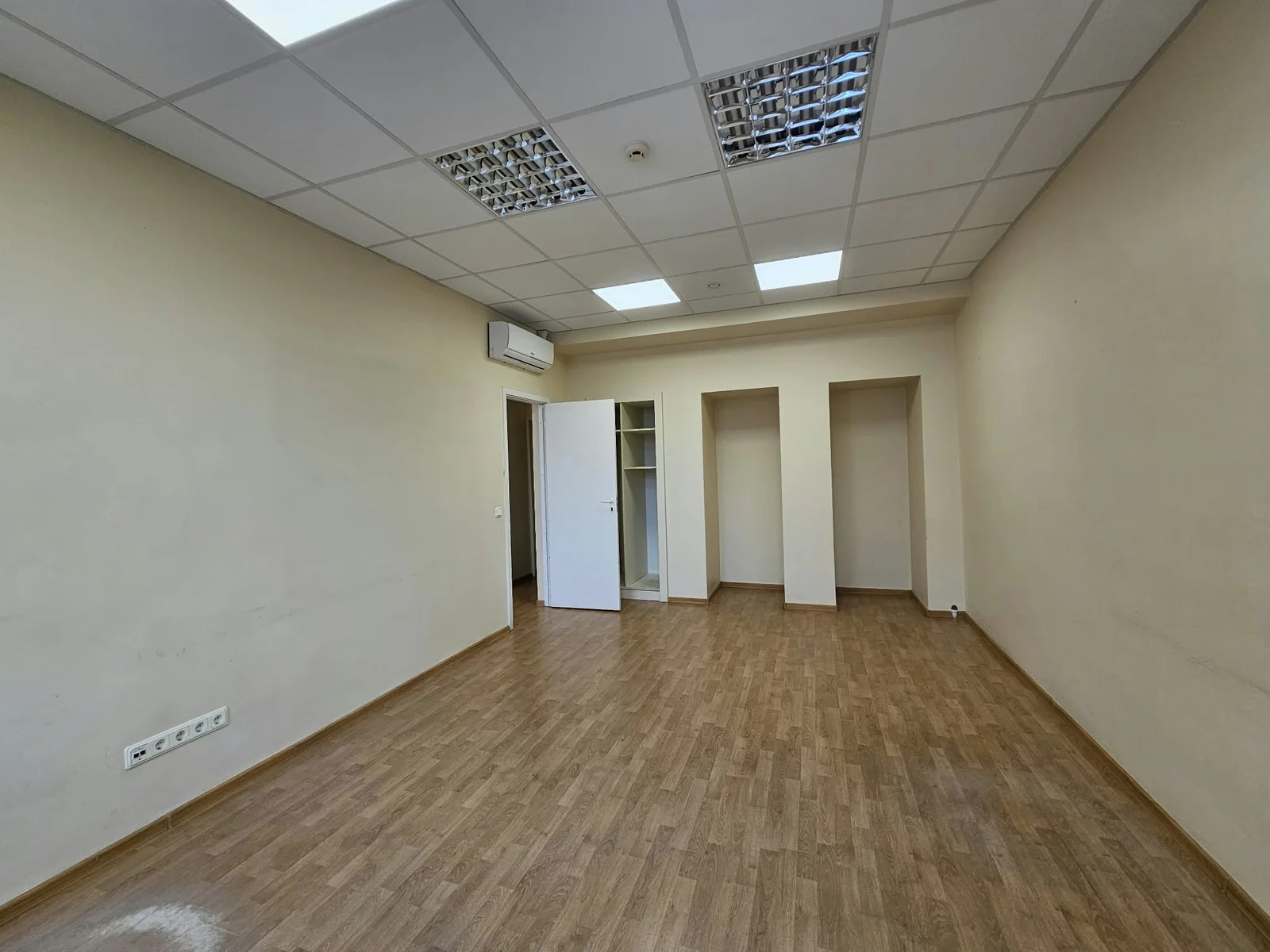 Office / Other rent Vilniuje Žirmūnuose, Žvalgų g. – image 4