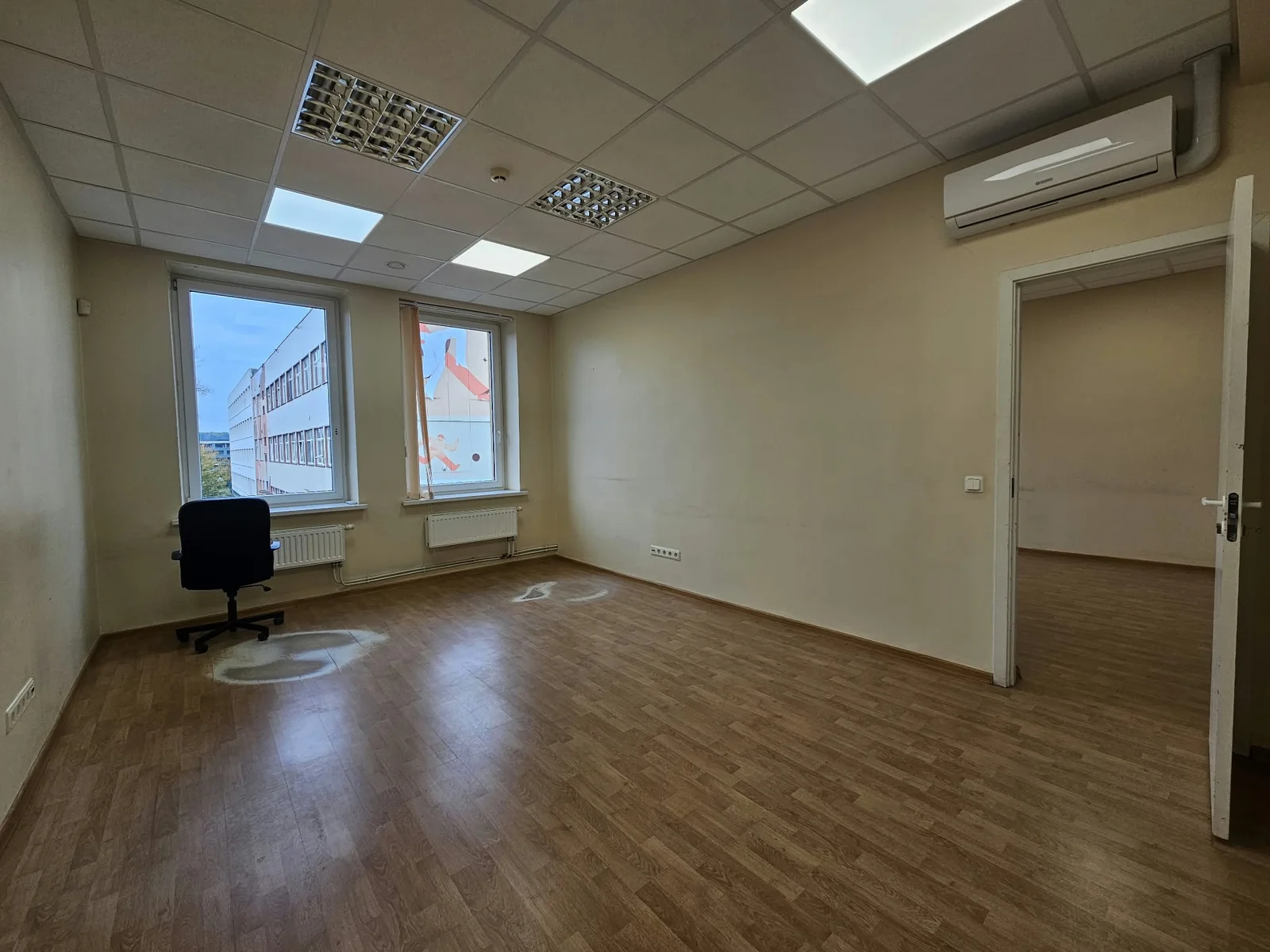 Office / Other rent Vilniuje Žirmūnuose, Žvalgų g. – image 3