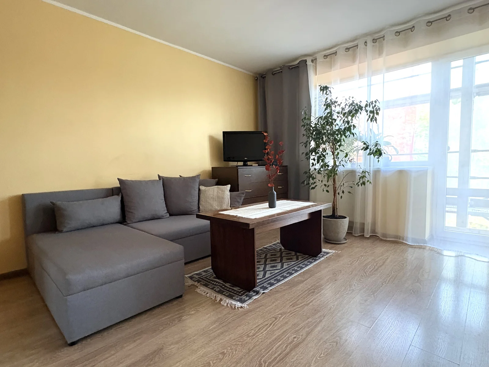S. Šalkauskio g. 14b, Centras, Šiauliai, 2 kamb. – nuotrauka 1