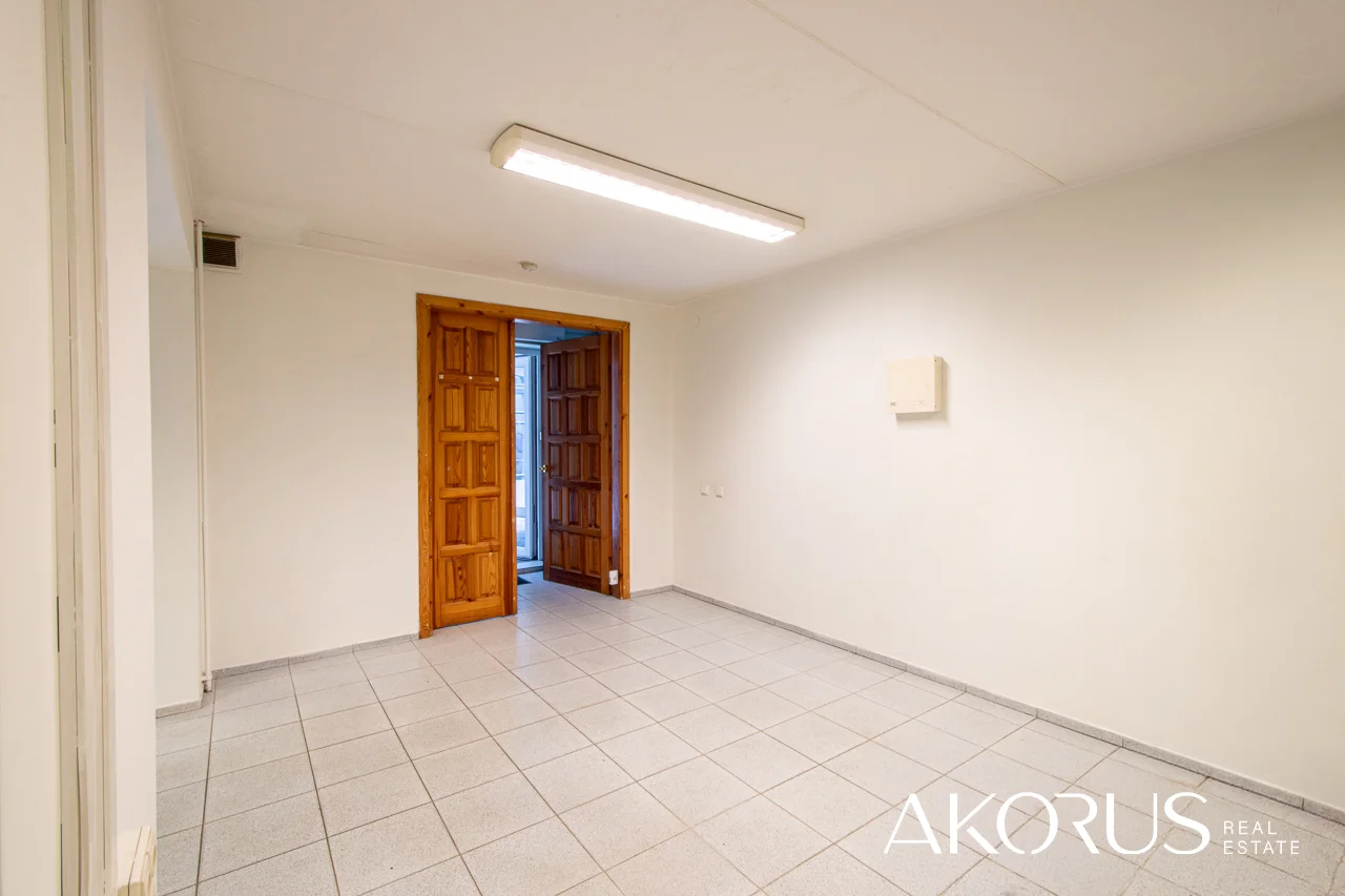 Biurui / Gamybos/Sandėliavimo / Prekybos/paslaugų / Sandėliavimo nuoma Vilniuje Pašilaičiuose, J. Baltrušaičio g. – nuotrauka 6